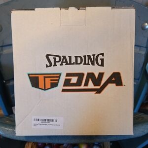Spalding TF DNA Basketball Sz 6 (28.5) Includes 1-Year Prepaid Subscription